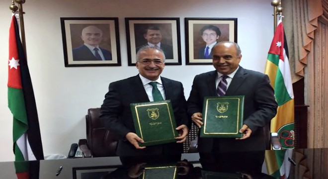 Rektör  Çomaklı Ürdün'de